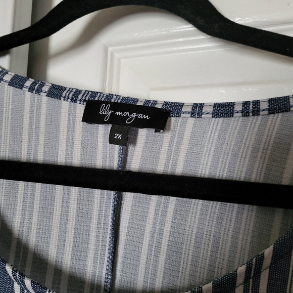 Ladies 2xl relaxed fit tunic - Picture 2 of 4